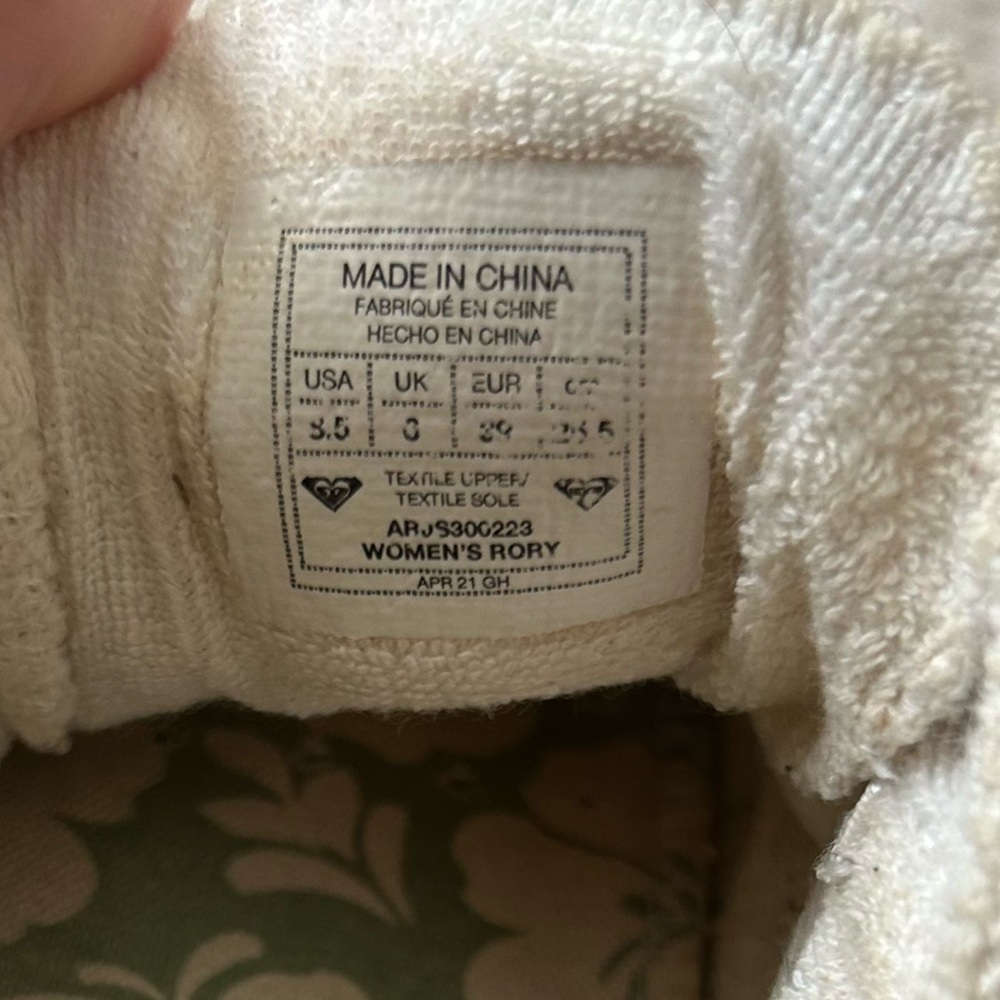Roxy Bayshore Sneakers - Picture 2 of 4